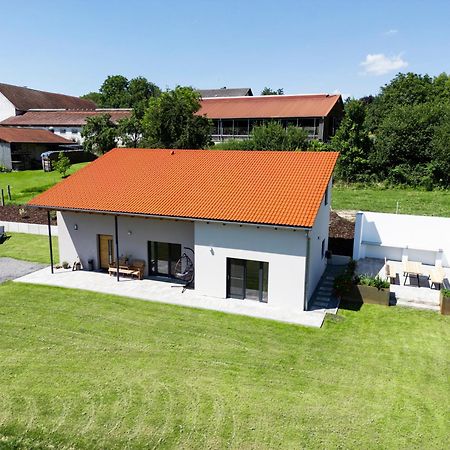 Wo Sich Kuh, Fuchs Und Hase Gute Nacht Sagen Apartment Wolfsegg Exterior photo