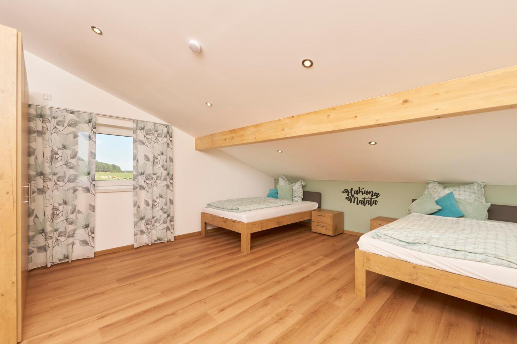 Wo Sich Kuh, Fuchs Und Hase Gute Nacht Sagen Apartment Wolfsegg Exterior photo